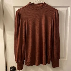 Maurice’s burnt orange sweater small